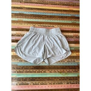 Lululemon Mint Green Shorts Size 6 Lightweight Elastic Zip Pocket Pull On Run